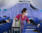 南方航空回应更换超薄座椅，优化乘客体验，提升服务质量
