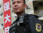 青春无畏，21岁特巡警7秒英勇救下一条命