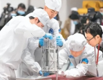 美国科学家欣喜宣布，成功从中国借得珍贵月壤样本，开启科研新篇章
