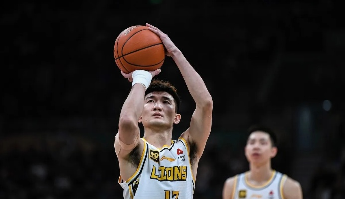 广厦26分狂潮席卷辽篮，强势夺赛点晋级在望！