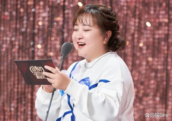 贾玲43岁庆生照曝光，本人超瘦引热议，喜剧女神的瘦身之路