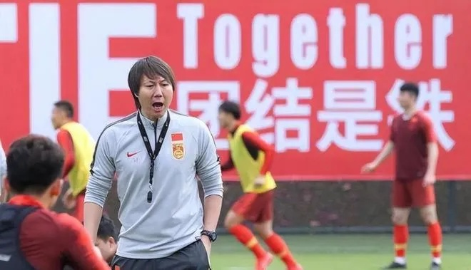 李铁二审维持原判，罪有应得还是法律公正的体现？深度解析