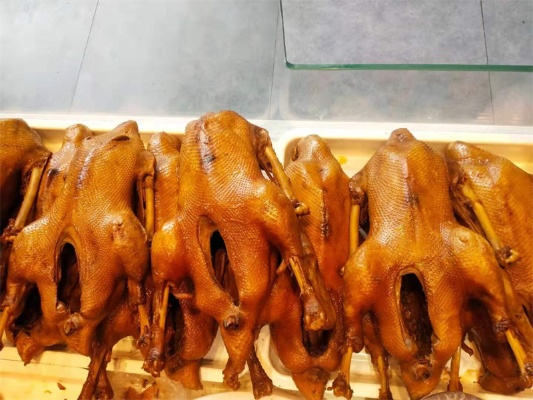 荣昌卤鹅火爆全国，一天卖出五万只，传统美食迎来新纪元
