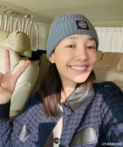 白百何首晒二胎儿子，幸福家庭再添新成员！
