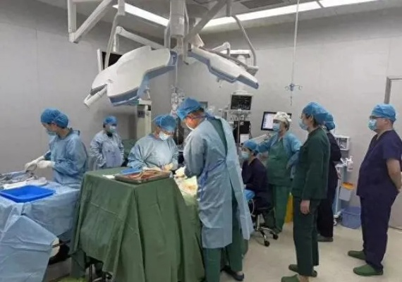 突破性研究揭示高危产妇男性病例，医学界再掀热议