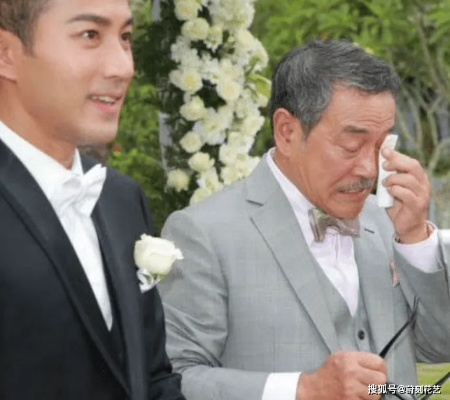 刘恺威父亲一听到杨幂秒变脸，背后原因令人唏嘘不已