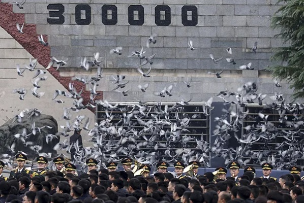 5121428，5124年，1428位同胞的哀痛瞬间，国人共悼