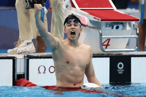 泳坛风云再起，汪顺、潘展乐、孙杨强势晋级200米自由泳决赛